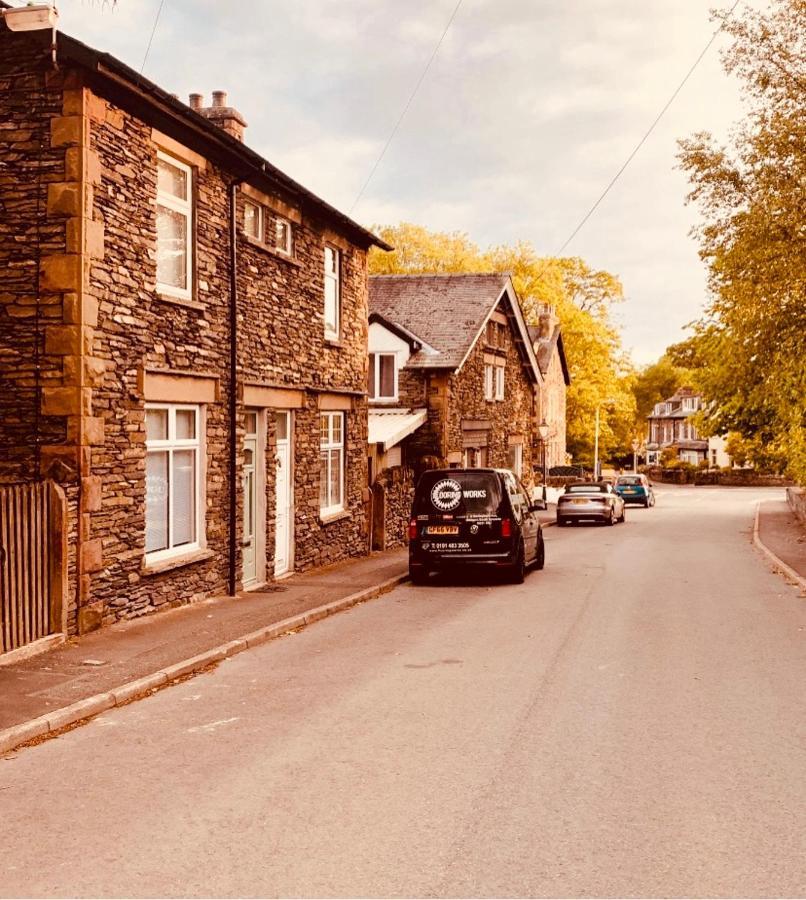 Woodland Cottage - Private Courtyard - Pet Friendly Retreat In The Heart Of Windermere Kültér fotó